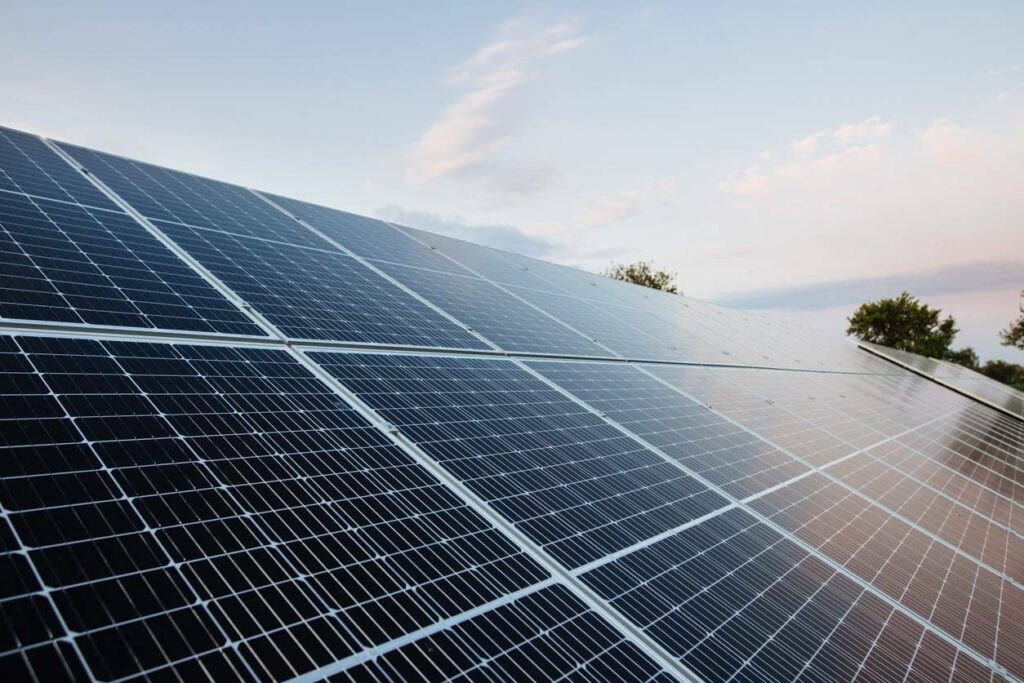 panneaux solaires photovoltaïques entreprise réduction coûts économies énergie professionnels